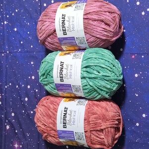3 Brand New Skeins Bernat Blanket MIST-I-CAL Yarn EARTHENWARE, SPEARMINT & BERRY